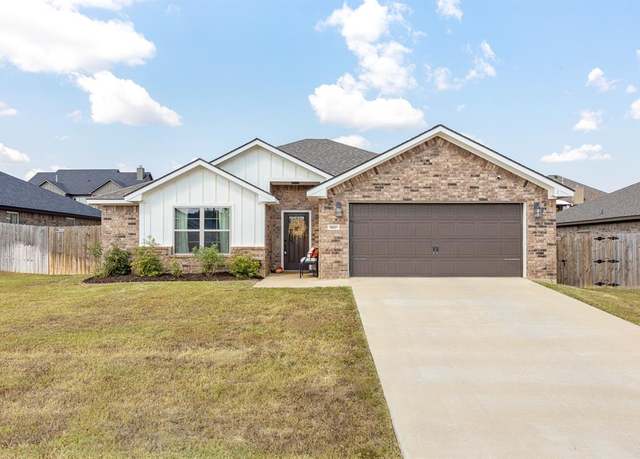 Property at 16221 Ridgeview Ln, Lindale, TX 75771, 3 beds, 2 baths