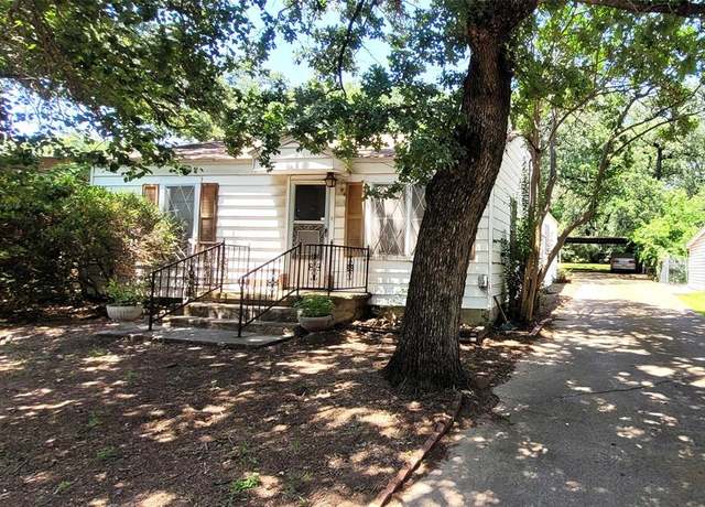 Property at 3313 Pueblo Trl, Lake Worth, TX 76135, 4 beds, 2 baths