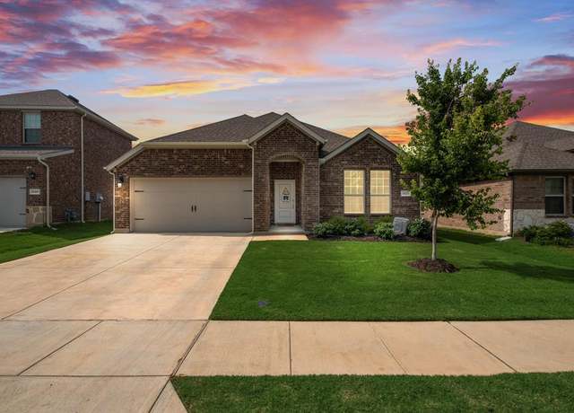 Property at 10213 Plumlee Ln, Aubrey, TX 76227, 4 beds, 2 baths