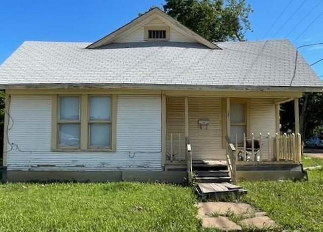 Property at 623 E Walnut St, Hillsboro, TX 76645, 2 beds, 1 bath