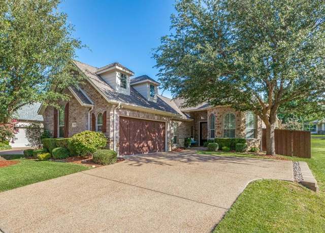 Property at 7684 Fossil Ridge Dr, Frisco, TX 75034, 3 beds, 2 baths