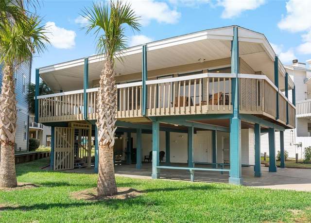Property at 4235 Pelican Ln, Galveston, TX 77554, 4 beds, 2.5 baths