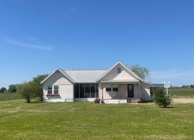 Property at 7779 County Road 4029, Kemp, TX 75143, 2 beds, 2 baths