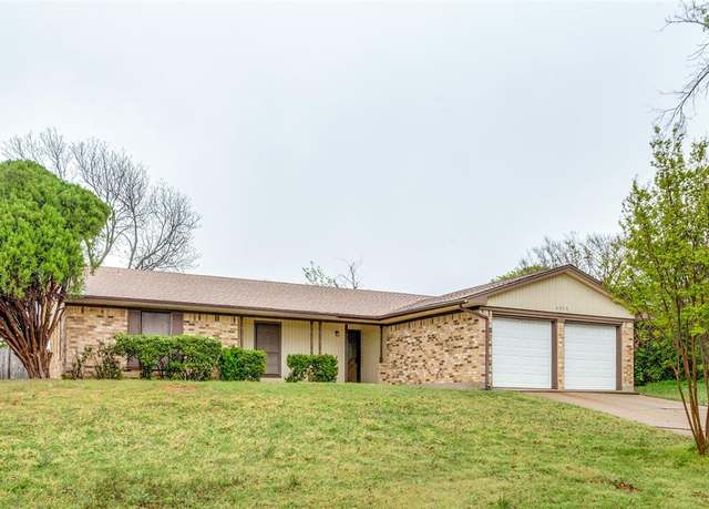 Property at 6905 Winifred Dr, Fort Worth, TX 76133, 3 beds, 2 baths