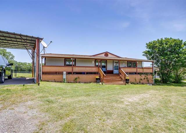 Property at 105 Lone Hill Ct, Springtown, TX 76082, 3 beds, 2 baths
