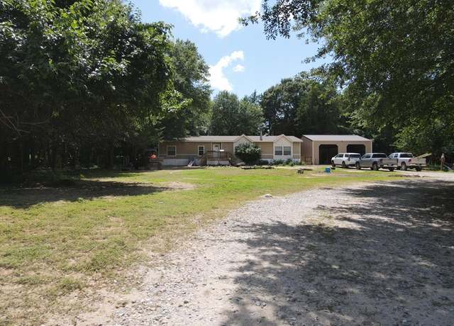 Property at 939 County Road 2110, Ivanhoe, TX 75447, 4 beds, 2 baths