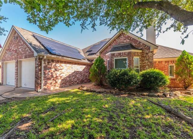 Property at 2812 Concho Bend Dr, Woodway, TX 76712, 4 beds, 2 baths