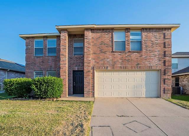Property at 553 Hertford St, Fort Worth, TX 76036, 4 beds, 2.5 baths
