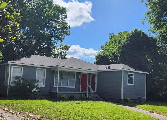 Property at 2622 Foster St, Bossier City, LA 71112, 3 beds, 2 baths