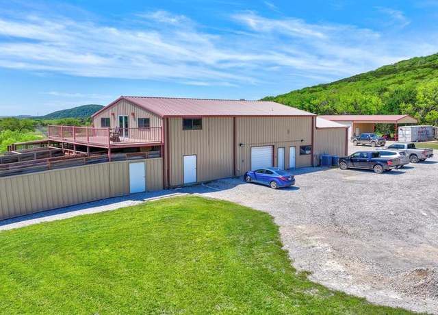 Property at 1175 Thornton Ln, Palo Pinto, TX 76462, 1 bed, 1.5 baths
