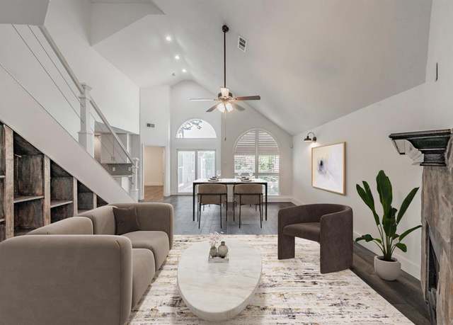 Property at 2948 S Bend Dr, Dallas, TX 75229, 3 beds, 2.5 baths