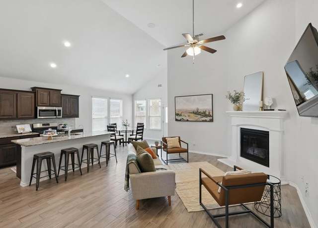 Property at 2408 Clay Creek Ln, Fort Worth, TX 76177, 4 beds, 2 baths