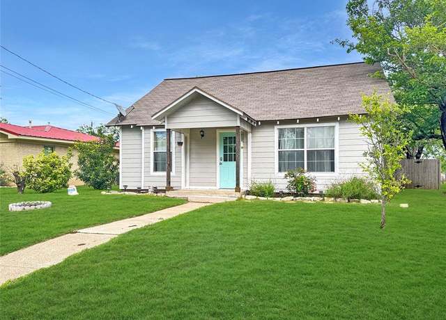Property at 115 N Davies St, Dublin, TX 76446, 2 beds, 1 bath