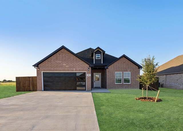 Property at 1043 Springview Ln, Mabank, TX 75147, 3 beds, 2 baths