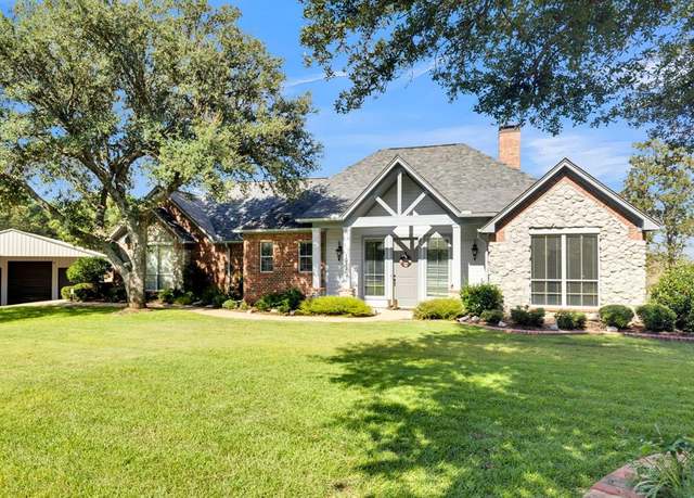 Property at 14163 County Road 193, Tyler, TX 75703, 4 beds, 2.5 baths