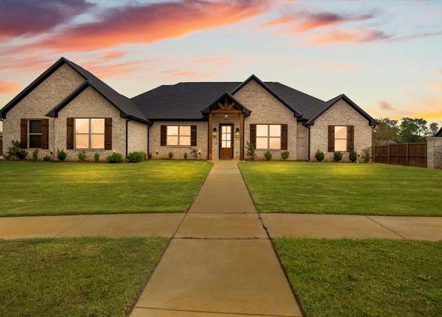 Property at 206 Serenity Dr, Bullard, TX 75757, 5 beds, 2.5 baths