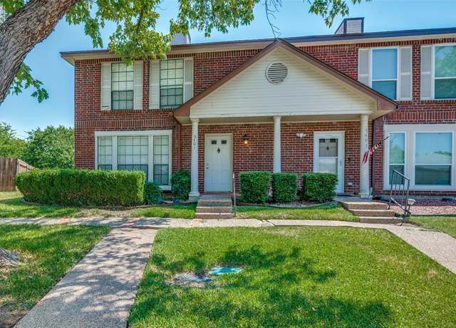 Property at 5401 Whisper Glen Dr, Arlington, TX 76017, 3 beds, 2.5 baths