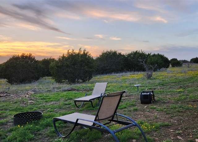 Property at 712 Private Road 16030, Jonesboro, TX 76538