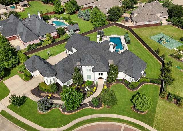 Property at 400 Whitley Place Dr, Prosper, TX 75078, 5 beds, 4.5 baths