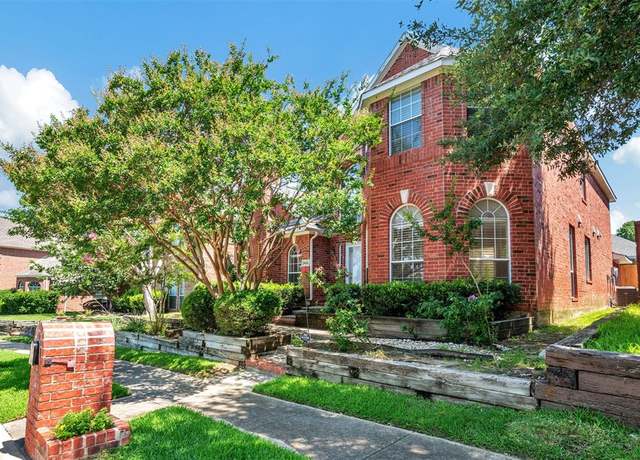 Property at 2400 Havard Oak Dr, Plano, TX 75074, 3 beds, 2.5 baths