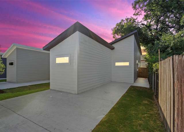 Property at 2223 Hooper St, Dallas, TX 75215, 3 beds, 2 baths