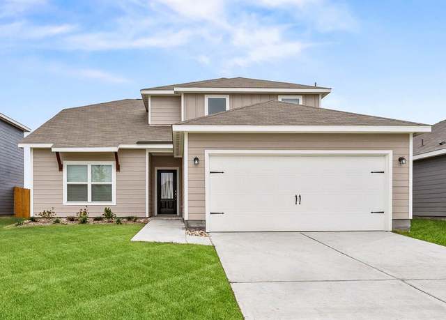 Property at 1301 Reed St, Greenville, TX 75401, 4 beds, 2.5 baths