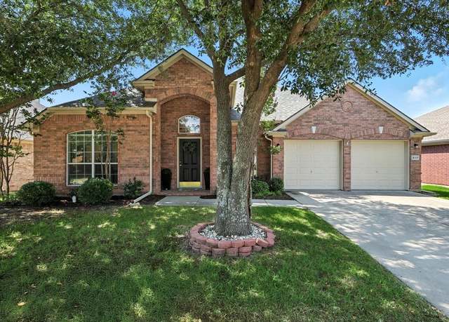 Property at 5117 Parkplace Dr, Denton, TX 76226, 4 beds, 2 baths