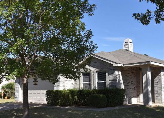 Property at 7713 Settlement Dr, Denton, TX 76210, 3 beds, 2 baths