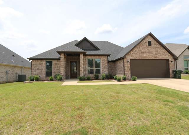 Property at 11747 Jayden Ln, Tyler, TX 75703, 3 beds, 2 baths