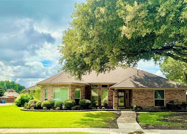 Property at 1305 Sherwood Dr, Rowlett, TX 75088, 4 beds, 3 baths