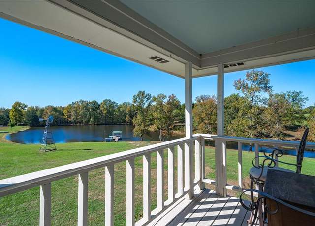 Property at 3672 FM 1861, Athens, TX 75752, 4 beds, 2 baths