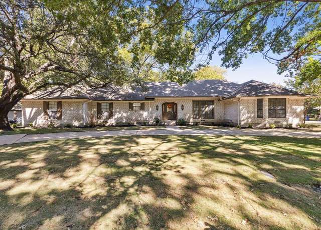 Property at 108 Peachtree Ln, Mckinney, TX 75072, 4 beds, 3 baths