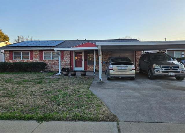 Property at 2510 Dewitt St, Irving, TX 75062, 4 beds, 2 baths
