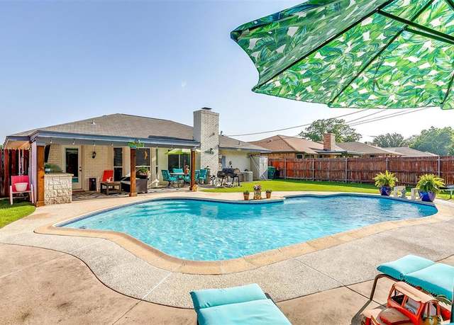 Property at 3937 Misty Meadow Dr, Fort Worth, TX 76133, 3 beds, 2 baths