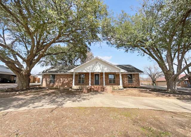 Property at 1242 Laguna Vista Way, Grapevine, TX 76051, 4 beds, 2.5 baths