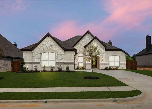 Property at 710 Winecup, Midlothian, TX 76065, 3 beds, 2 baths
