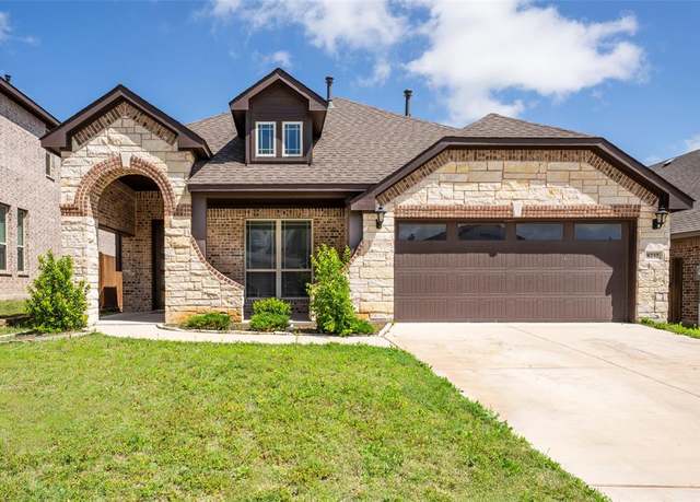 Property at 8232 Leopard Pass, Godley, TX 76044, 4 beds, 3 baths