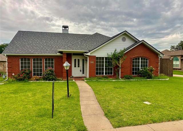 Property at 3309 Susan Ln, Carrollton, TX 75007, 3 beds, 2 baths