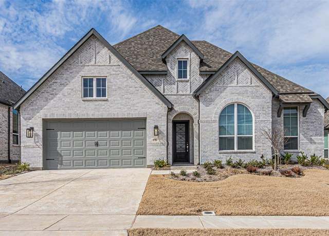 Property at 504 Lavender Dr, Van Alstyne, TX 75495, 4 beds, 3.5 baths