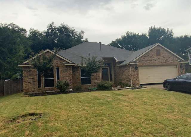 Property at 5321 Meadow Chase Ln, Flower Mound, TX 75028, 4 beds, 2 baths