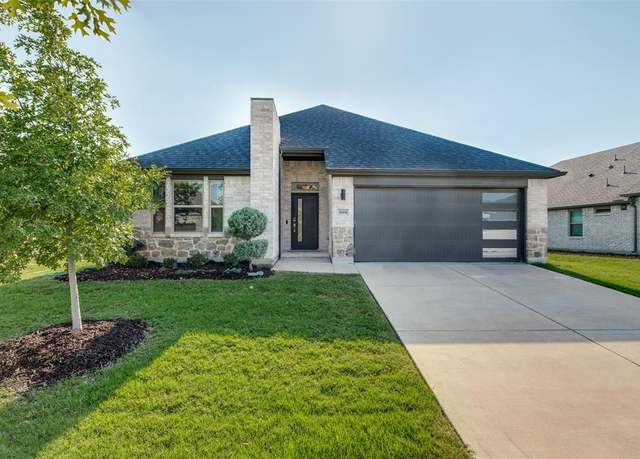 Property at 3006 Northshore Dr, Celina, TX 75009, 3 beds, 2 baths