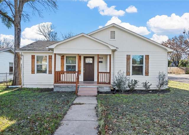 Property at 2924 Live Oak Ave, Waco, TX 76708, 3 beds, 2 baths