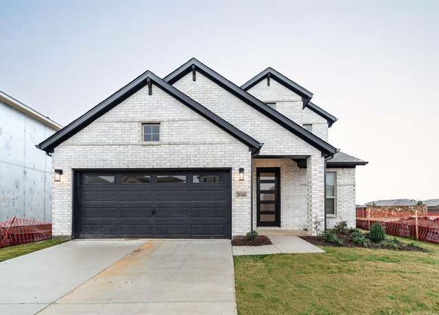 Property at 2016 Placerville St, Forney, TX 75126, 4 beds, 3 baths