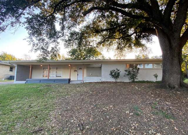 Property at 4837 S Ridge Ter, Fort Worth, TX 76133, 3 beds, 2 baths