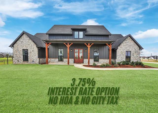 Property at 1150 Thomas Rd, Springtown, TX 76082, 3 beds, 2.5 baths
