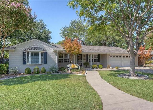 Property at 4209 Selkirk Dr W, Fort Worth, TX 76109, 3 beds, 2 baths
