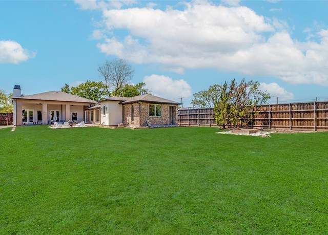 Property at 1706 Peavy Rd, Dallas, TX 75228, 5 beds, 4 baths