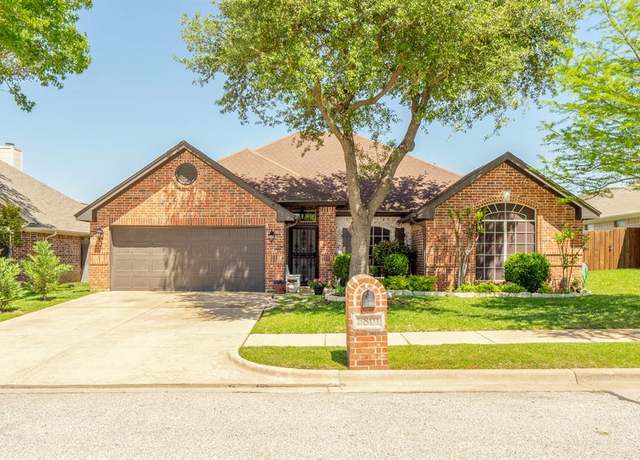 Property at 5801 Oak Hill Rd, Watauga, TX 76148, 3 beds, 2 baths