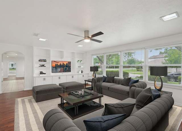 Property at 3817 Trail Lake Dr, Fort Worth, TX 76109, 5 beds, 3 baths