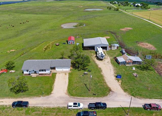 Property at 333 Hcr 3225, Penelope, TX 76676, 2 beds, 1 bath